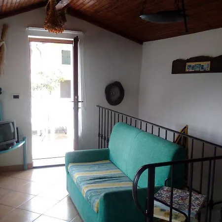 Holiday home Casetta In Pietra Indipendente *